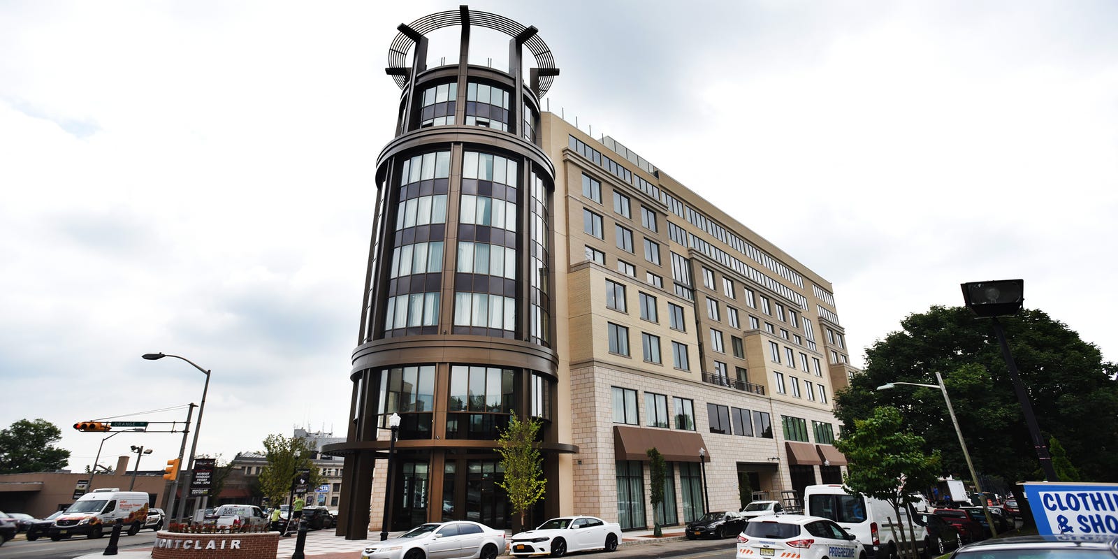 MC Hotel Exterior
