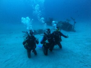 Travis Bell Scuba Diving